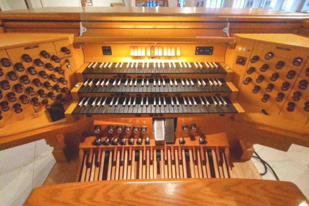 An Casavant Organ